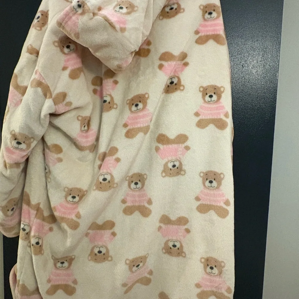 Cozy Bear Print Kids Pajamas - Picture 3 of 4